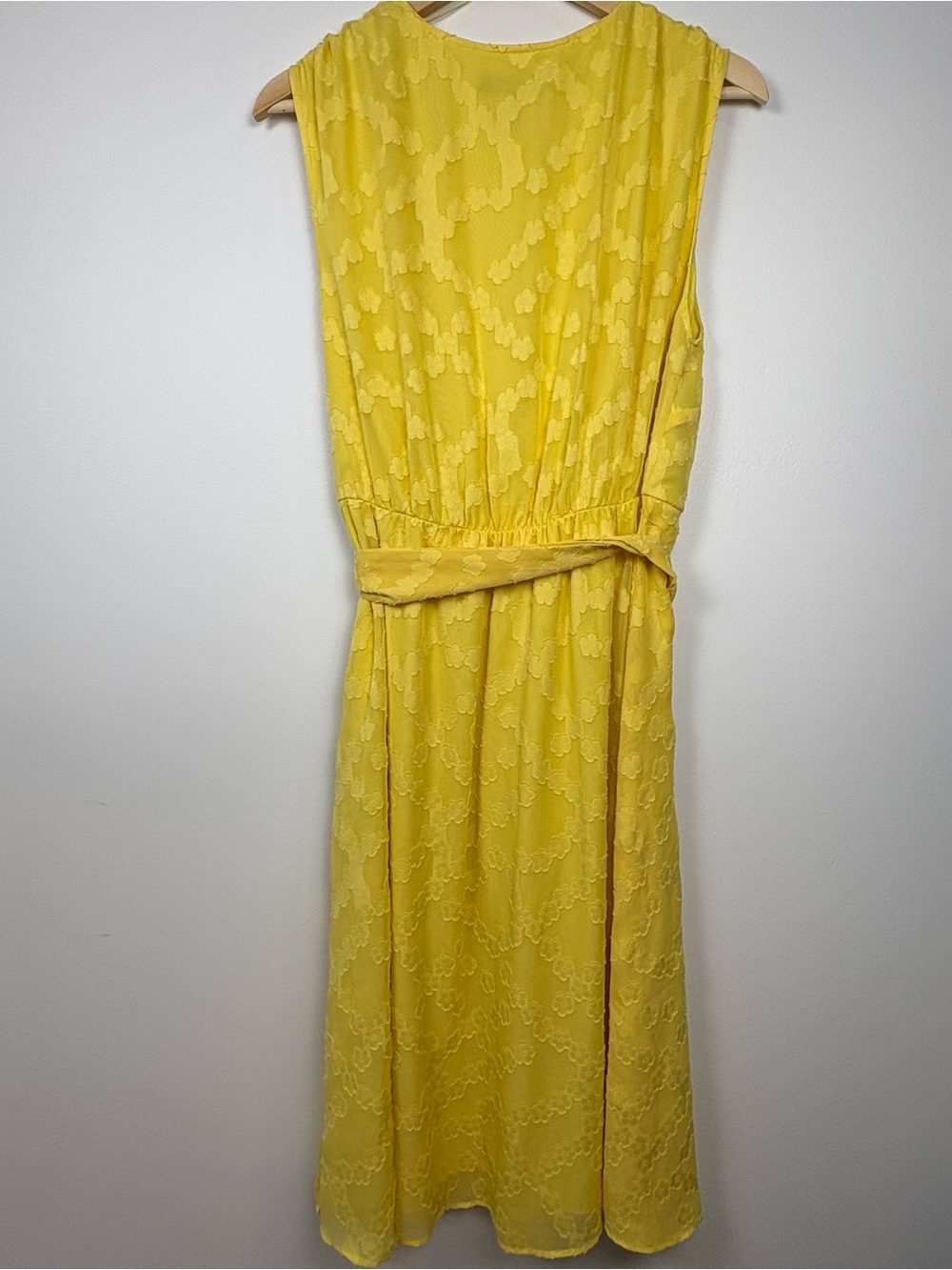 Love & Legend Women’s Yellow Sleeveless Floral Faux Wrap Dress Belted Size 1XL - Picture 5 of 7
